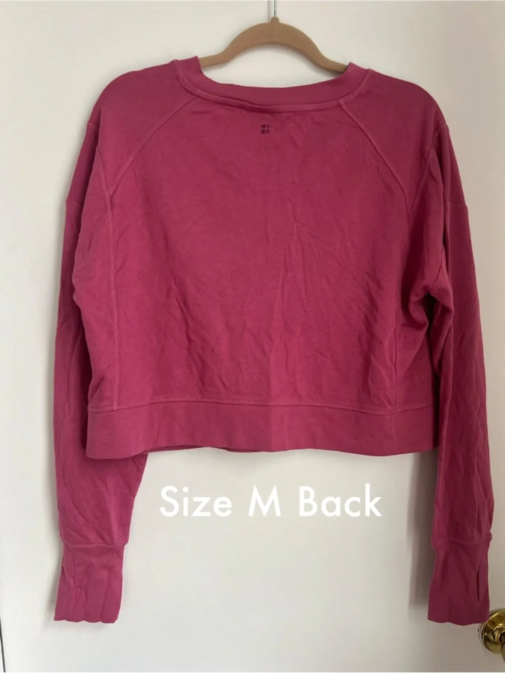 NWT Sweaty Betty After Class Crop Sweatshirt in Adventure Pink with Thumbholes - Picture 12 of 16